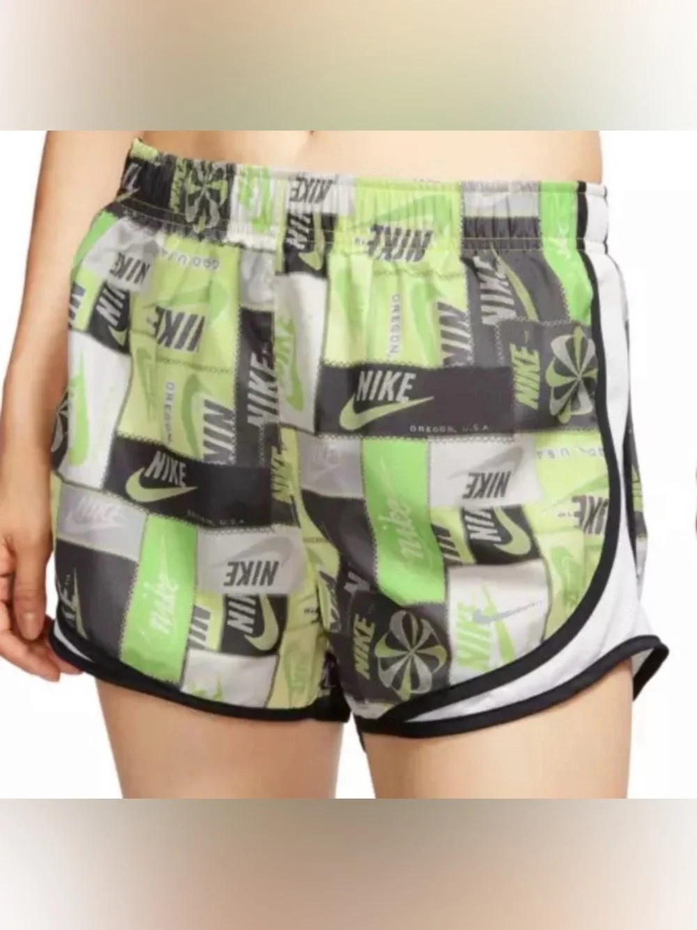 Nike Women's Tempo Printed Oregon patchwork design Running Shorts regular NWT
